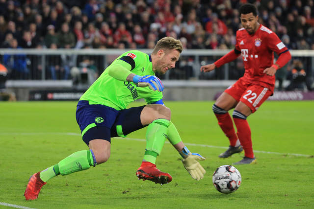 不少年轻返 不少年轻返